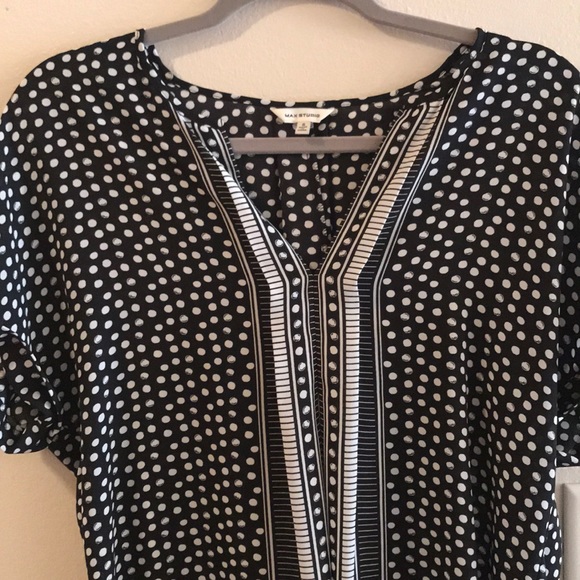 Max Studio Blouse, Worn a couple of times - Picture 2 of 4